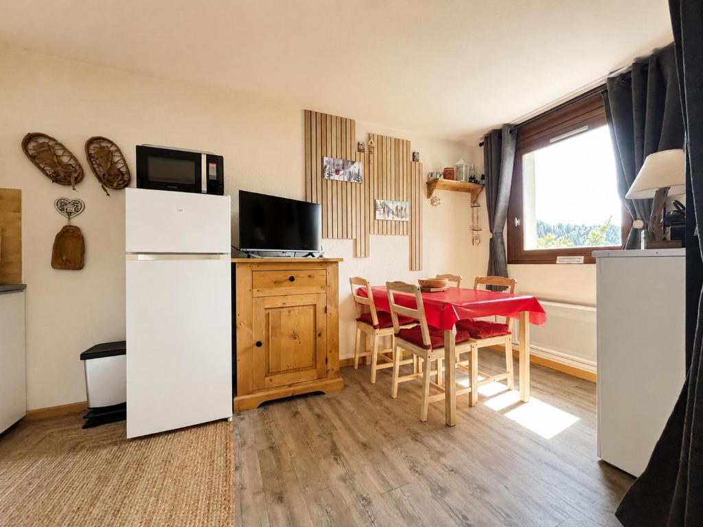 Studio moderne et lumineux avec vue sur le Mont Charvin. Parking privatif - FR-1-505-222 - 5