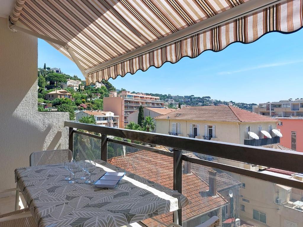 Apartment Saint James-15 by Interhome - 3
