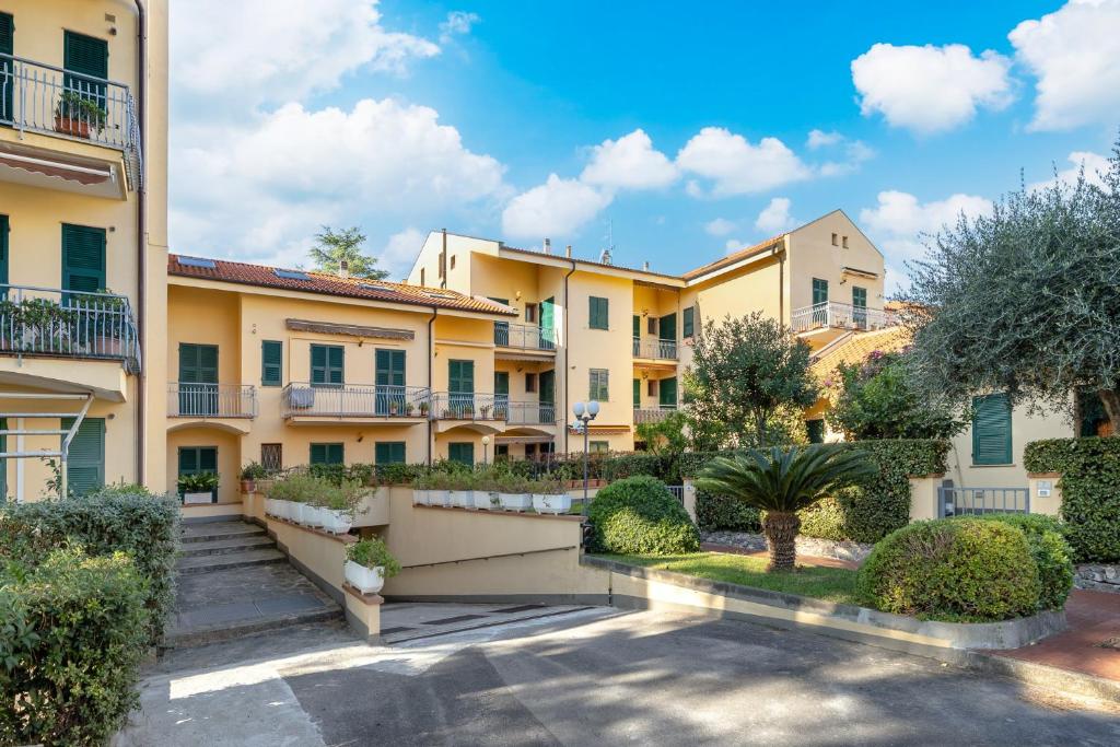 Hostdomus - Oasi Apartment free garage and pool - 4