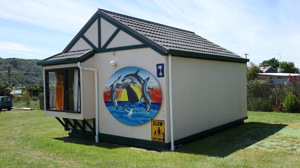 Picton's Waikawa Bay Holiday Park photo