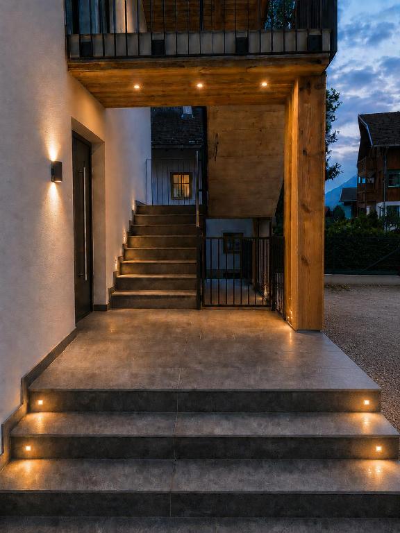 Eben Central Living - 4