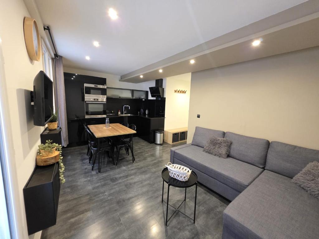 Appartement 2 pièces 4 personnes au cœur du village St étienne de Tinée - 1
