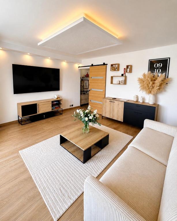 Magnifique 2 pièce 50 m² Antibes avec piscine - 2
