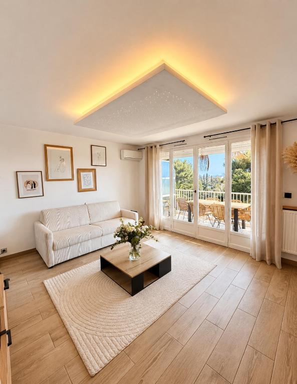 Magnifique 2 pièce 50 m² Antibes avec piscine - 1