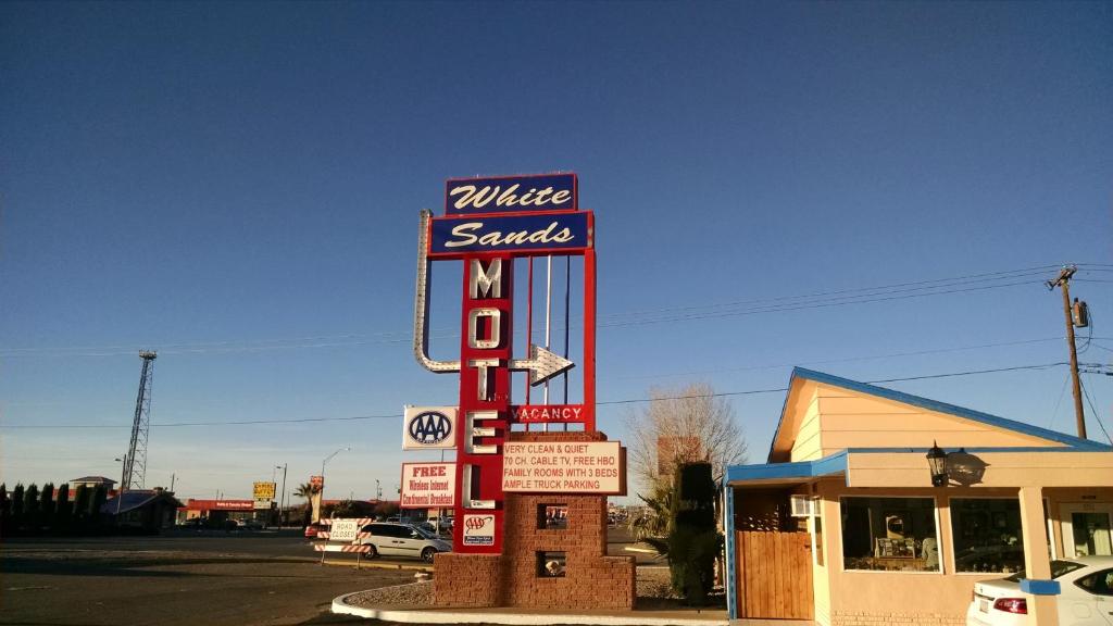 White Sands Motel — Hotel in Alamogordo (NM)
