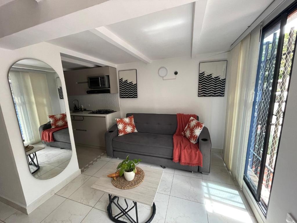 Acogedor apartamento cerca al poblado - 2