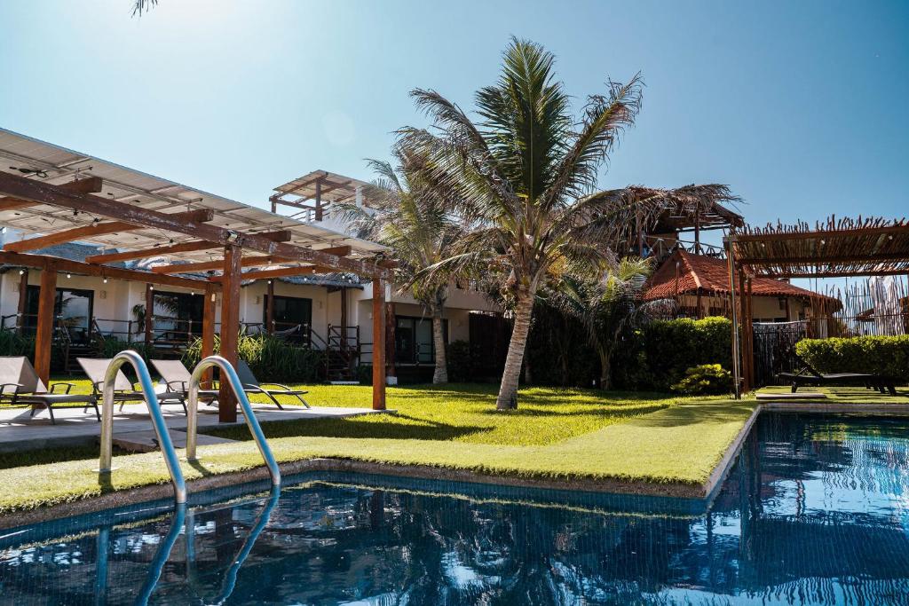 Villa with ocean view, pool, restaurant and rooftop - 1