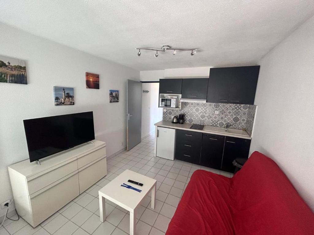 Appartement au calme T2 refait à neuf, 2 vélos, avec 2 piscines, 400 m de la mer - 3