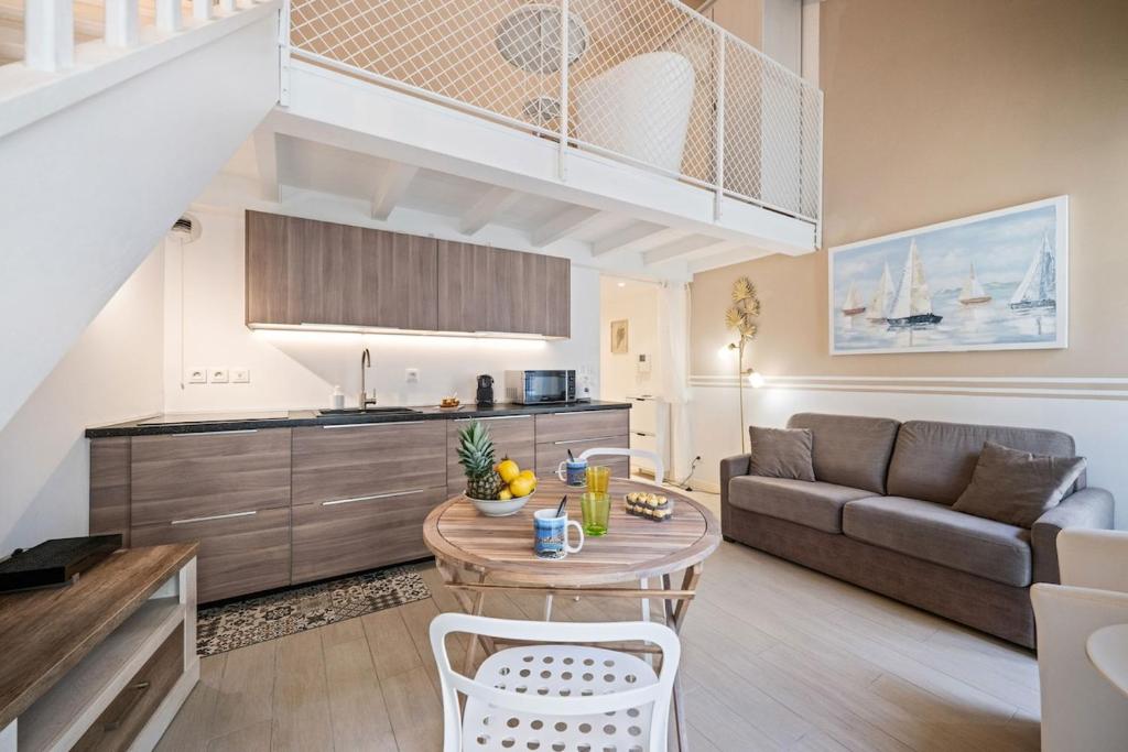 VILLA CARLA appartement central zone piétonne clim - 1