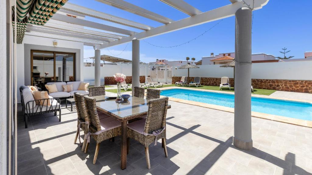 Villa with private pool, near beach and golf Caleta de Fuste- Villa Charlotte - 1