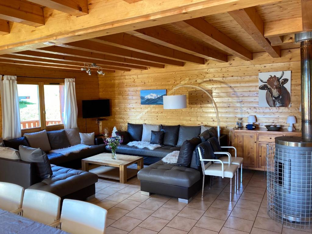 CHALET REROLLE - 5