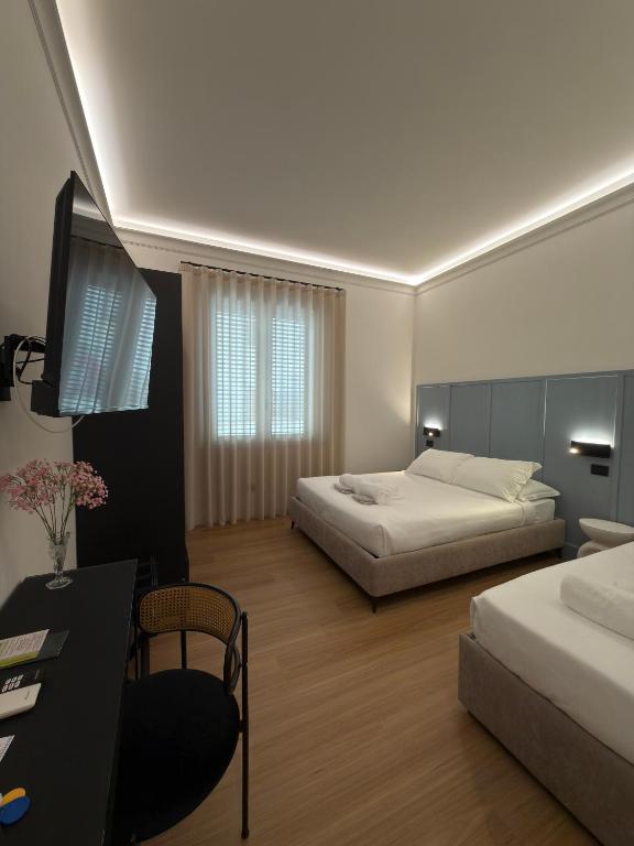 Maison Riviera - Room & Suite - 1
