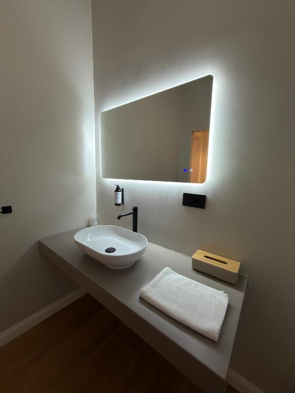 Maison Riviera - Room & Suite - 2