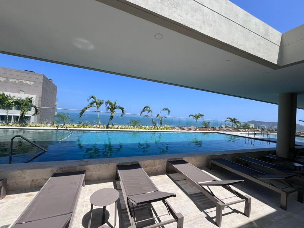 Hermoso Apartamento en Bello Horizonte, con piscina vista al mar - 2