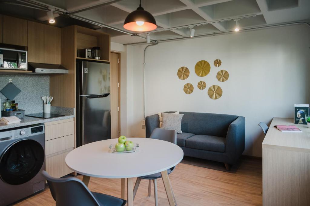 Praga Suites 9 Amazing 1BR Great location - 1
