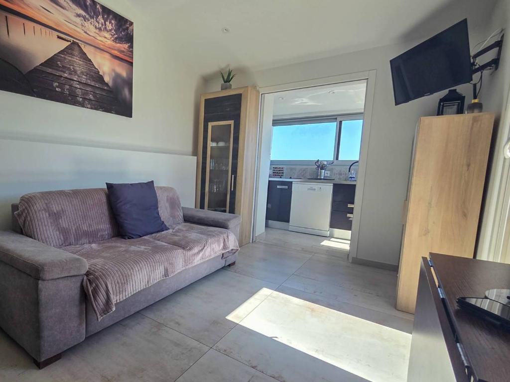 Appartement avec clim, terrasse et vue mer - 4 pers. - FR-1-880-96 - 2