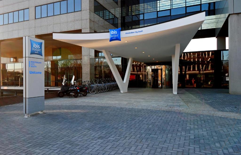 Ibis Budget Amsterdam Airport Parken www.agoda.com