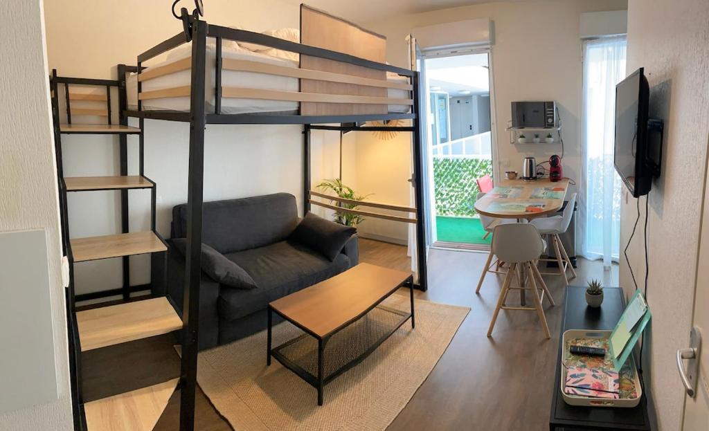 Smart and cozy apartment - 5