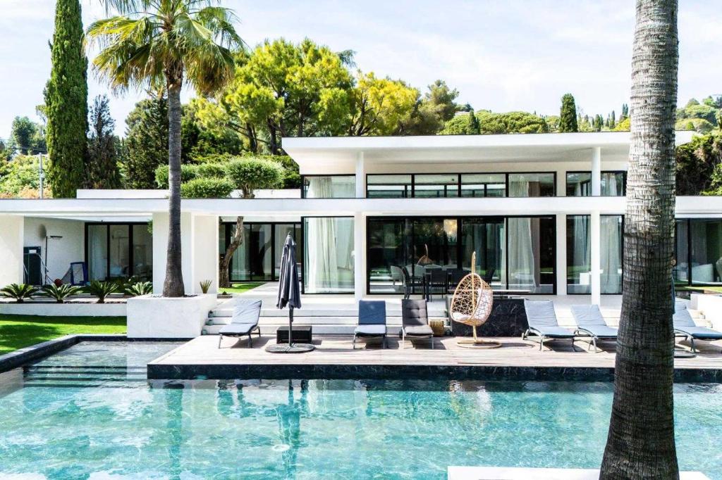 Exceptional Villa with Pool 5BR 10P – Mougins - 1