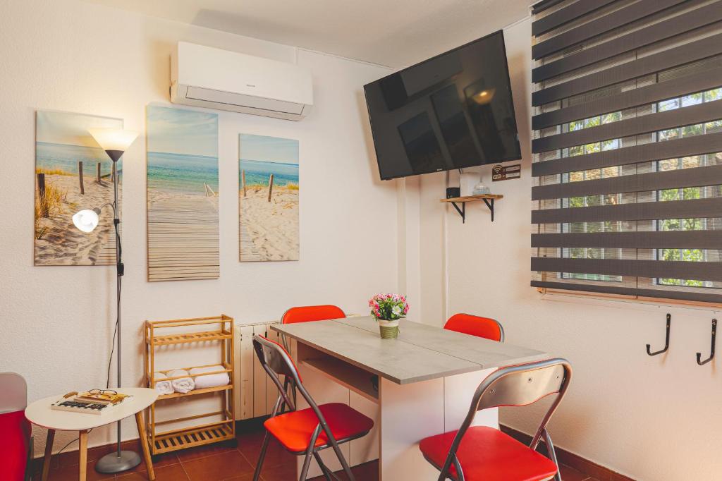 Apartamento con jardín y piscina en Vinaros , Platja les Deveses - 3