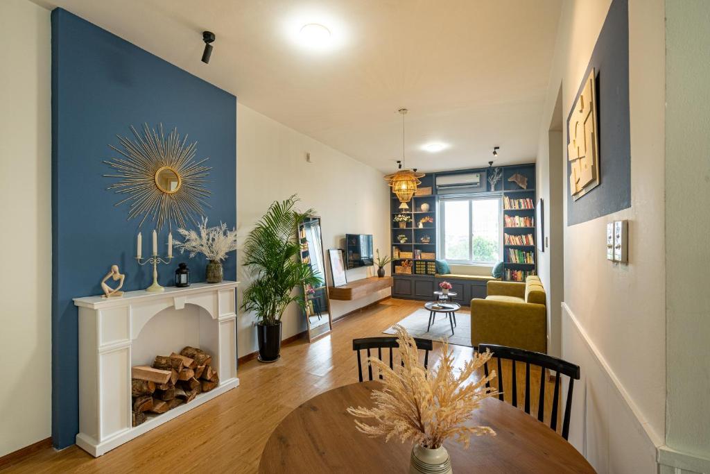 Spacious Hoan Kiem Apartment