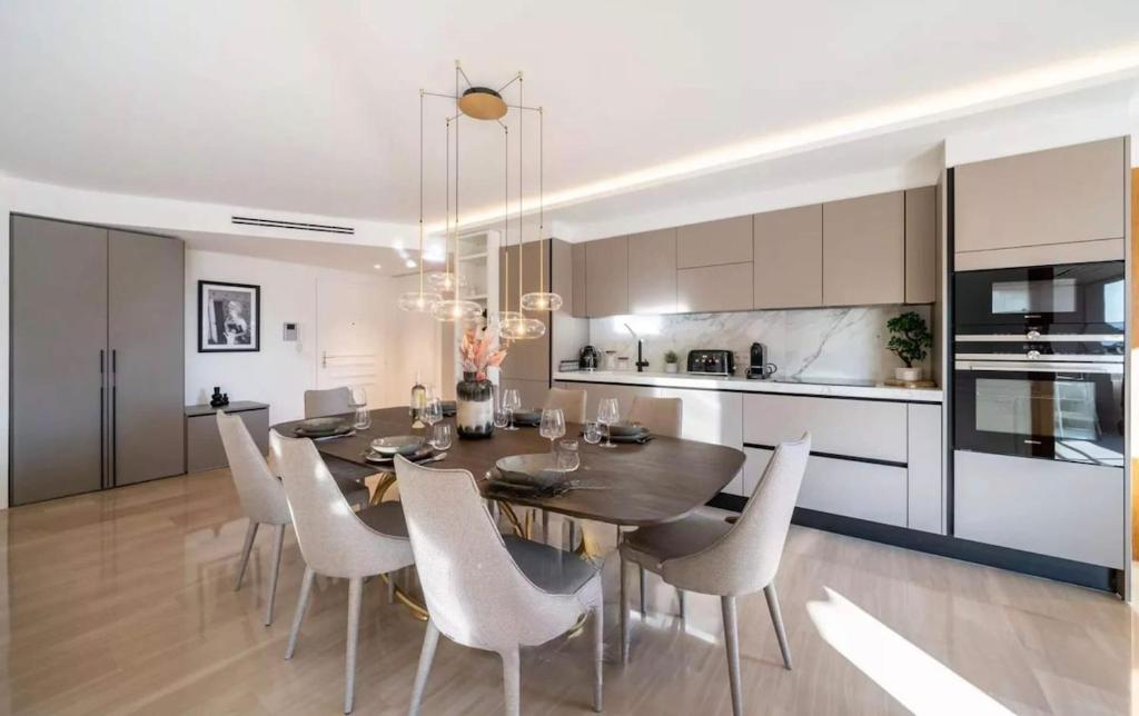 Luxurious Apartment in Cannes - 2