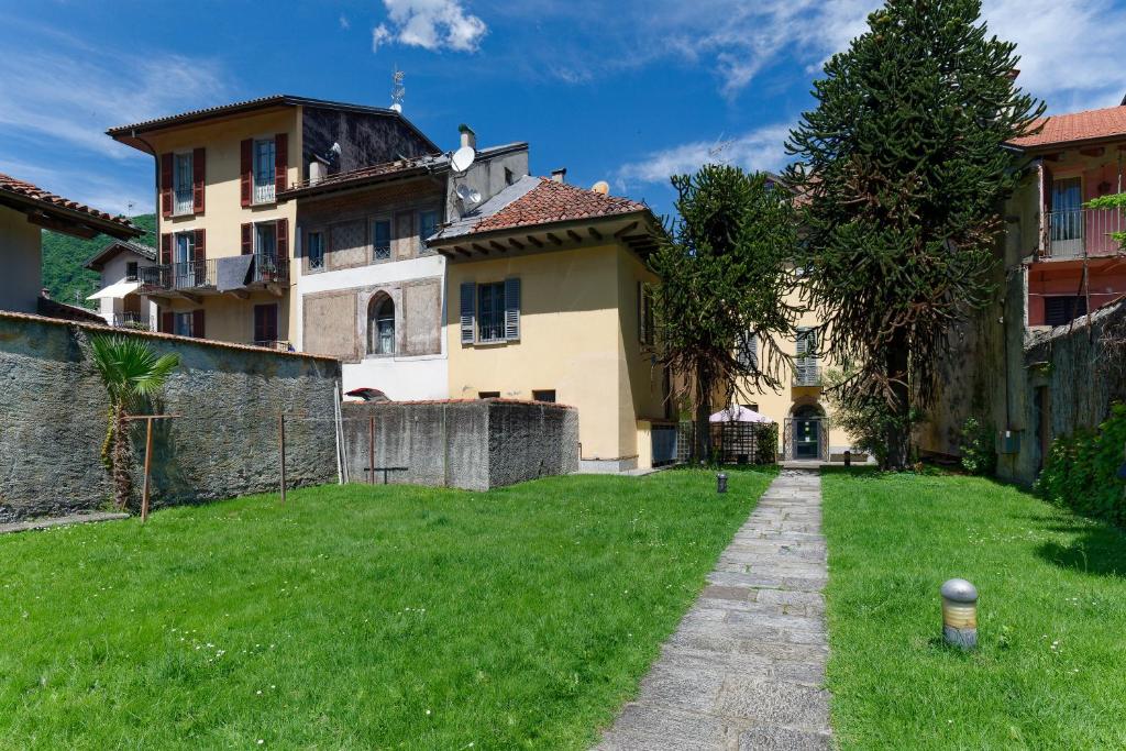 Cannobio Medievale 5 - 3