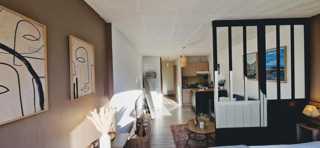 Le Port Cros 10, Superbe Studio en Bord de Mer, Jolie Vue, Parking privé, Climatisation - 5