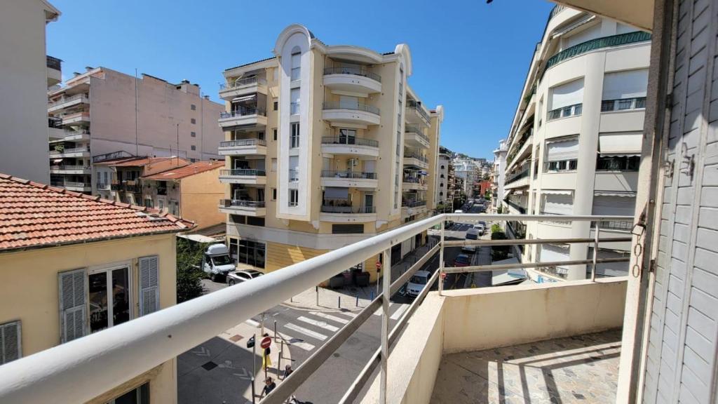Comfy 2 bed coastal escape with full aircondition - 2