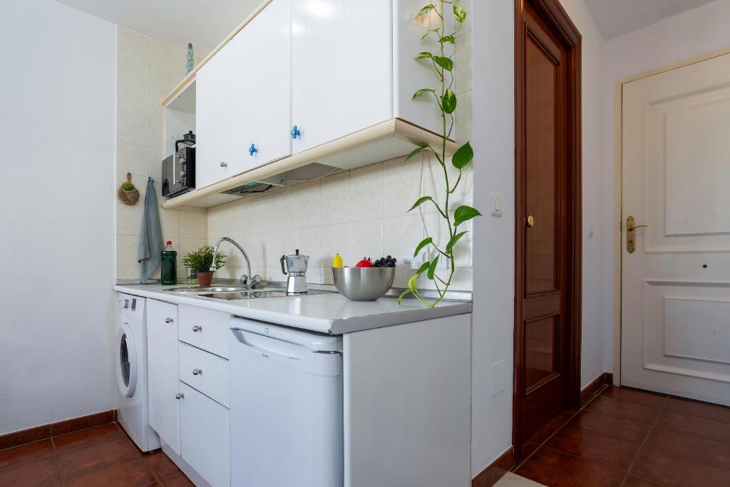 Sunstay San Enrique Loft Torremolinos - 4