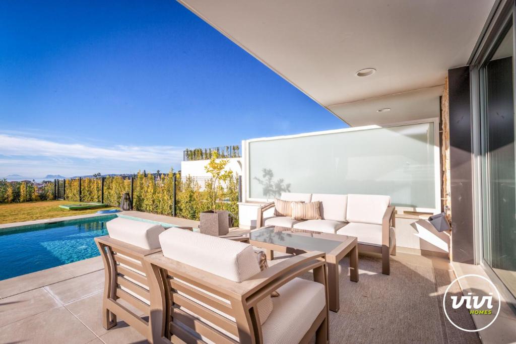 ViVi Homes - Casa Sol Estepona - Private pool - Garden - Sea View - 5