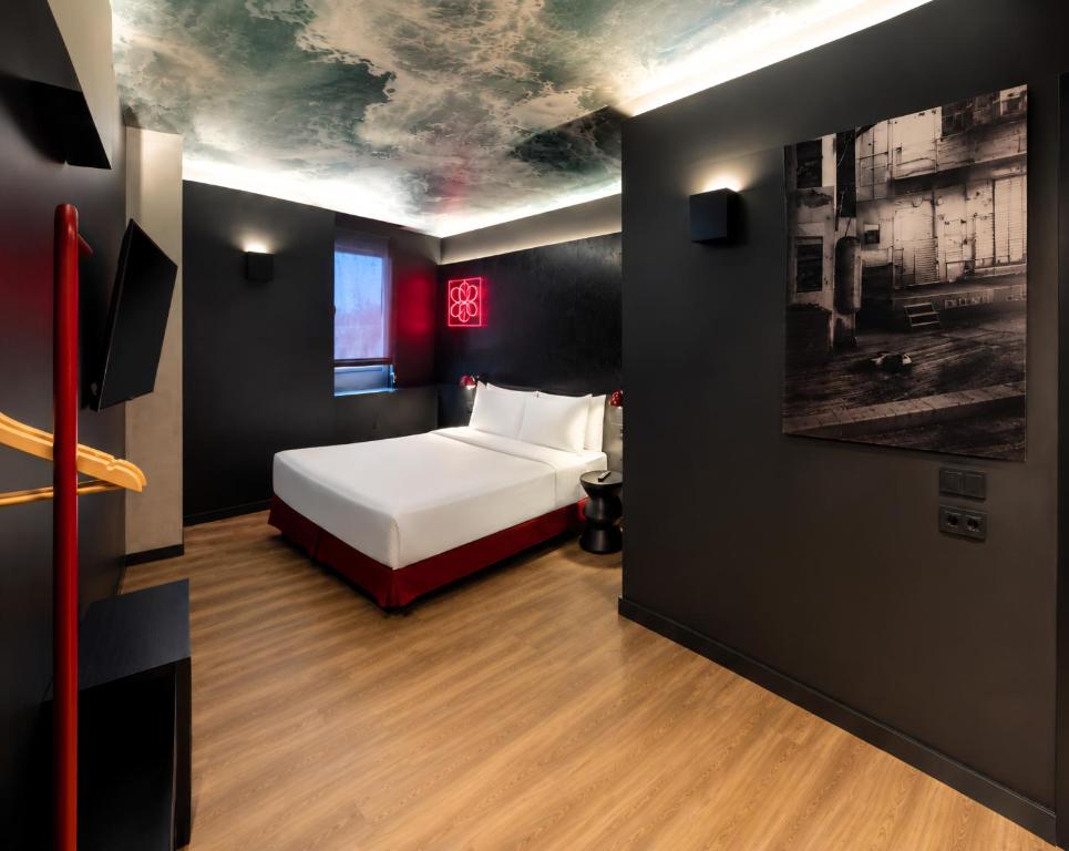 Yomo Hostal BCN Port - 5