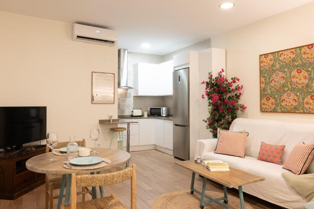 Apartamento Aitana, vistas Iglesia Magdalena desde Azotea - 1