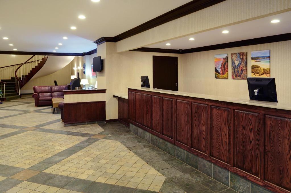 Greenwood Inn and Suites photo