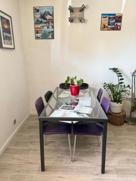 Sweet Home-PARKING GRATUIT - Appartement-proche centre ville-2 chambres - 3