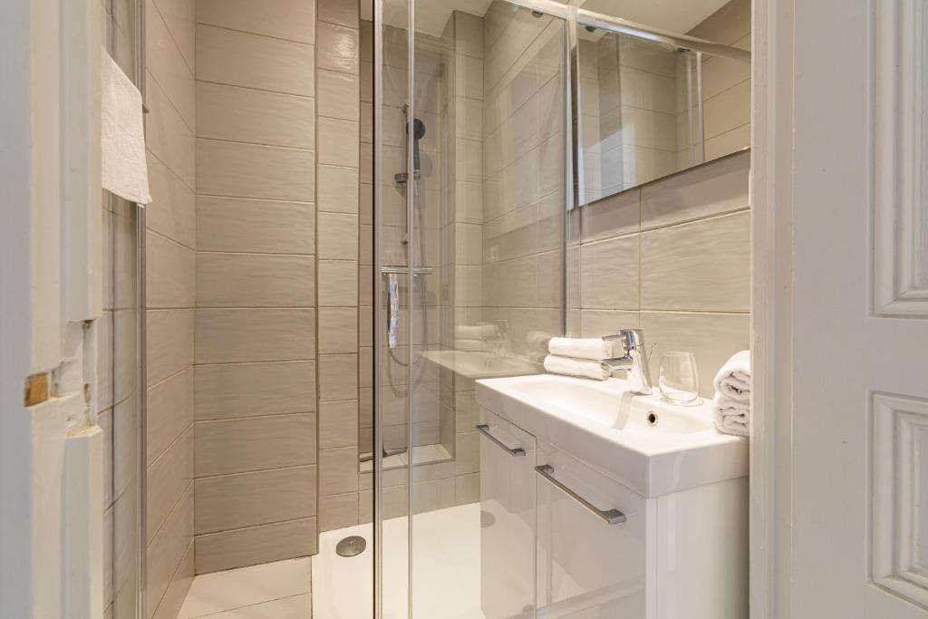 Nice Apt - City Center, Wifi, AC, 2-6 Pers - 4