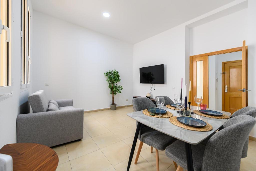 DIN132F - Piso de 2 dormitorios y 3 baños en el Centro de Madrid - Alquiler temporal - 3