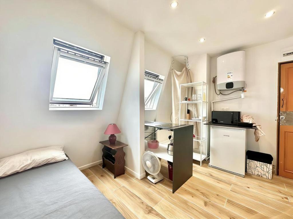 Stylish Studio on Rue de Turbigo - 3