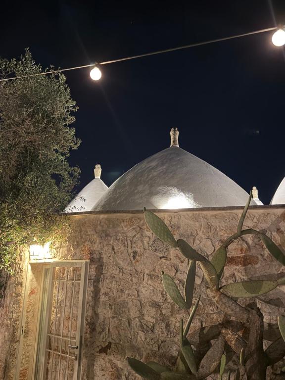 Trullo Lei by Borgo Paoli, Romantic Experience with Pool & Olive Trees in Ostuni - 3
