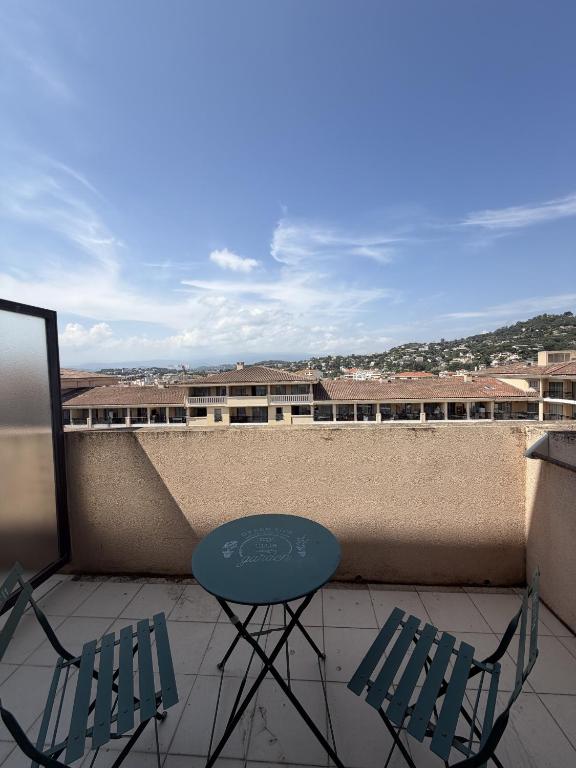 Charmant Studio avec Terrasse, Proche Plages et Gare Cannes, Clim - 5