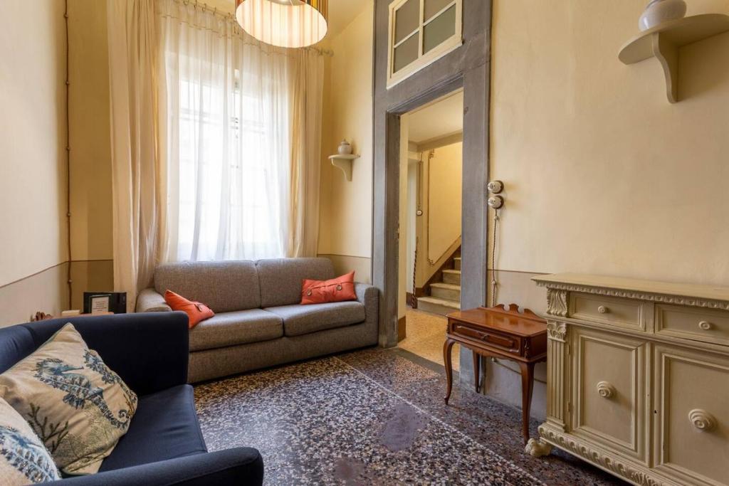 Single room in Ancient Building - 1