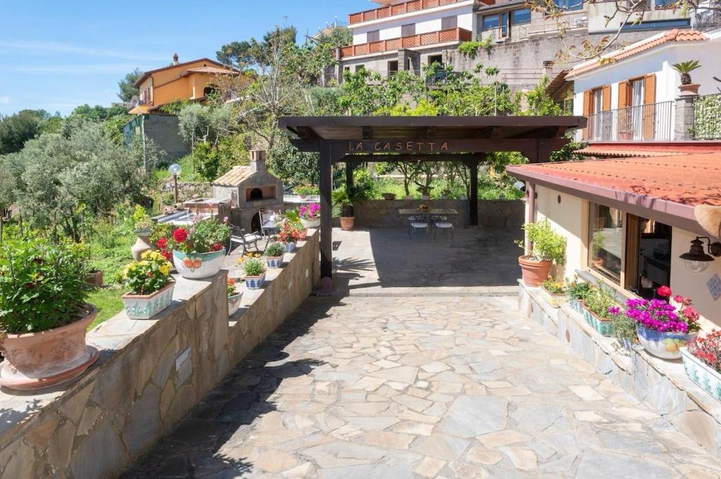 De Vivo Realty - Villa Gloria - 5