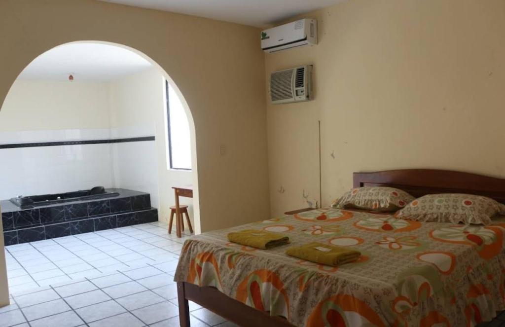 Hostal El Bosque - 5