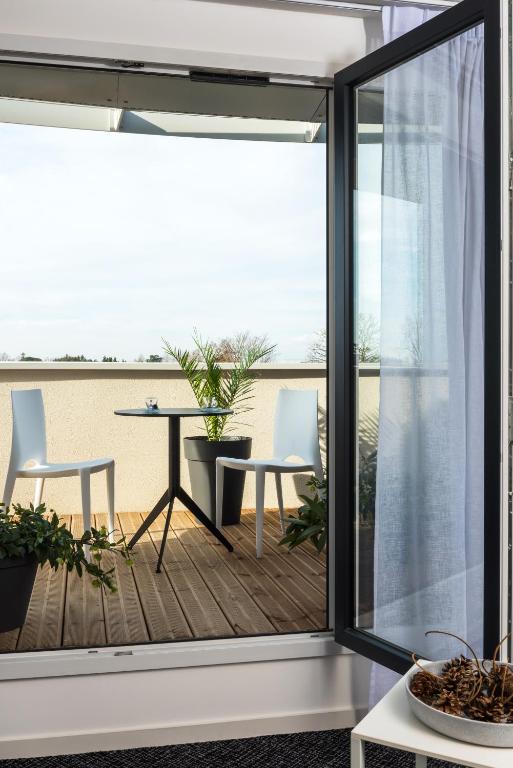 Teneo Apparthotel Talence Espeleta photo