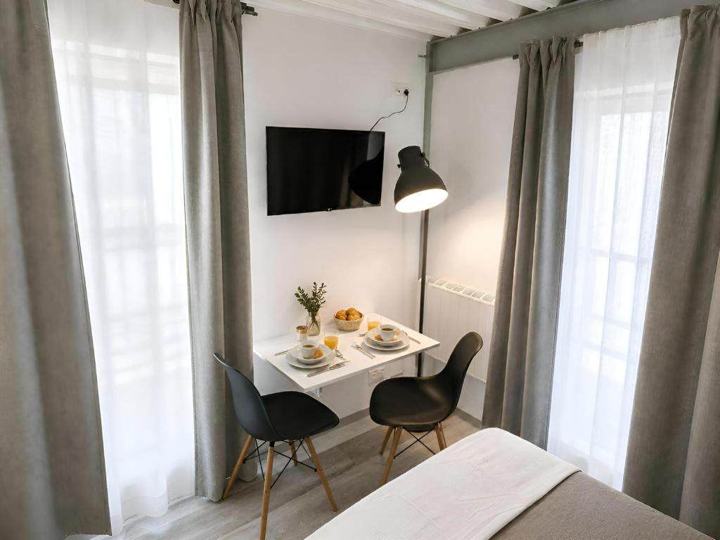 VIBUhomes Estudio II con encanto en Casco Antiguo - 5