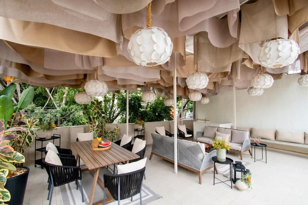 CASA SOUL - Stylish 9BR Villa with Rooftop in Condesa - 2