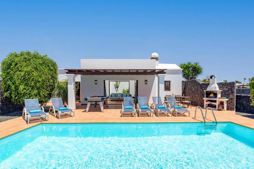 Villa Dorada by Villa Plus - 2