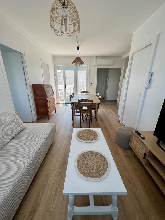 Family apartment with sea view - 1