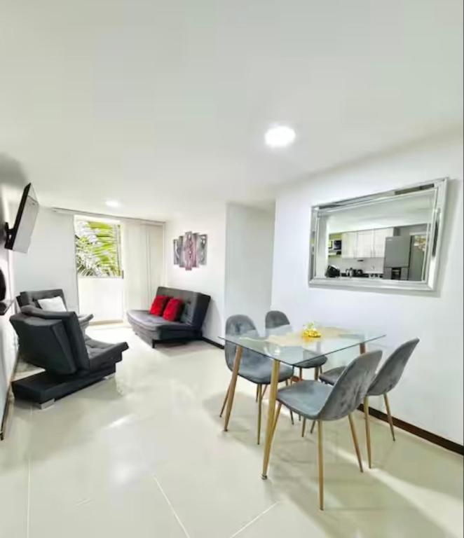 Hermoso Apartamento en Medellin, en la zona mas exclusiva - 4