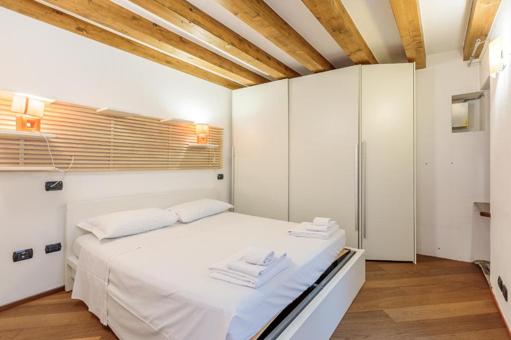 Le Flaneur de Croix by Heritage Collection Alpine - 5